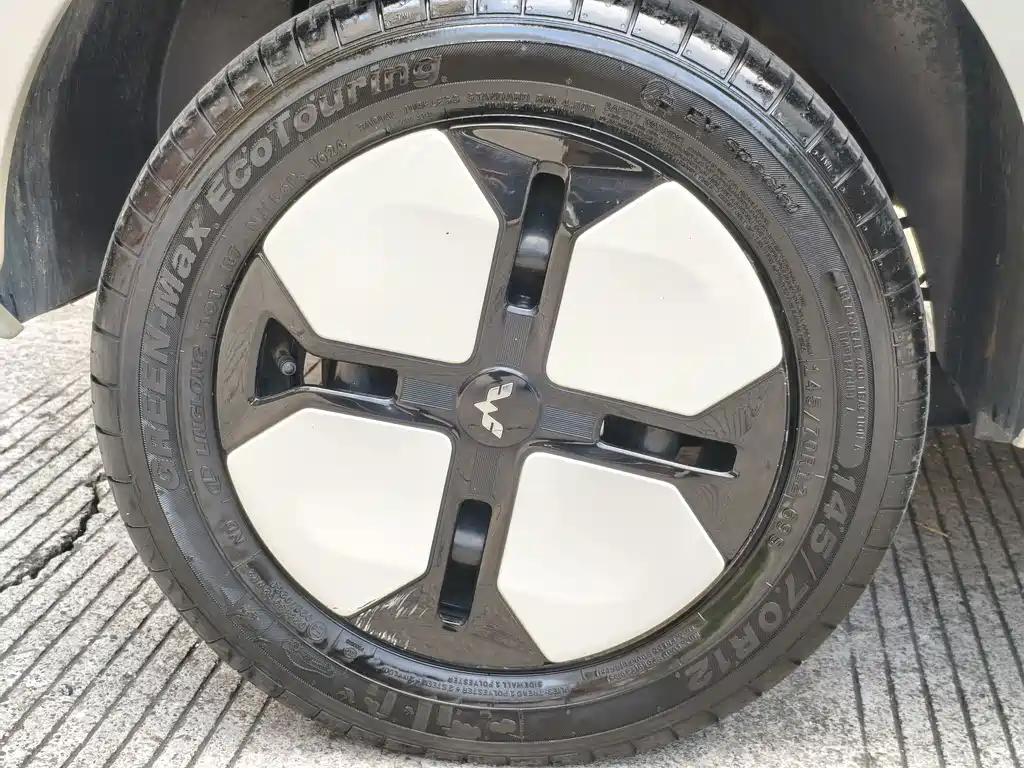 Wuling MINIEV — миниатюра 12