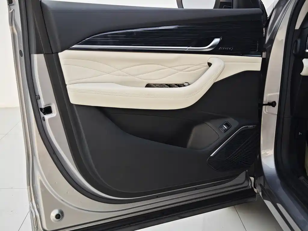 GEELY AUTOMOBILE XINGYUE L