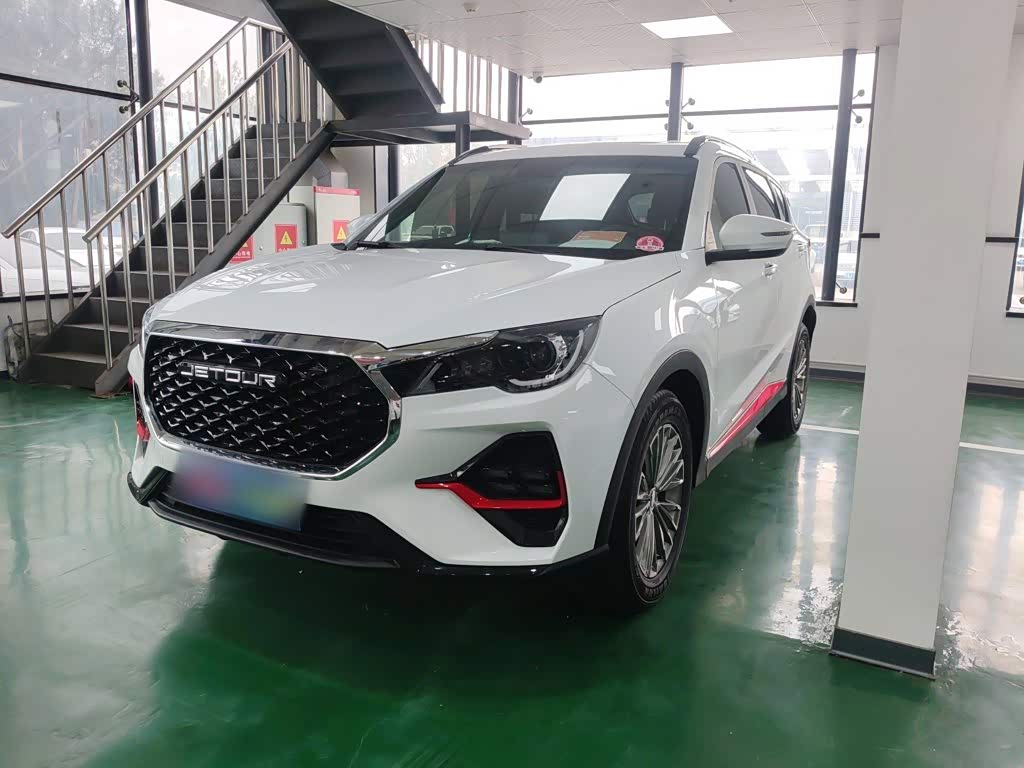 Jetour Jetour X70 1.5 л 2023 г. Белый, пробег 19800 км