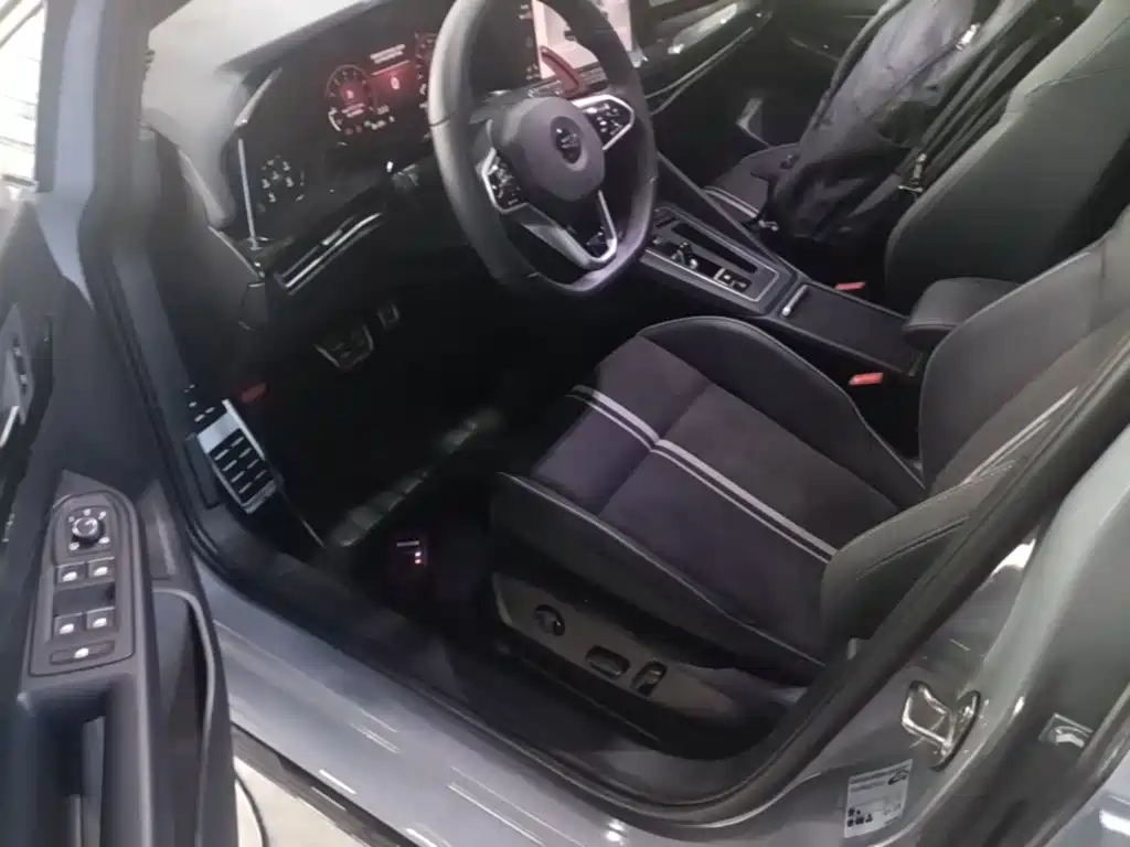 Volkswagen Golf — миниатюра 16