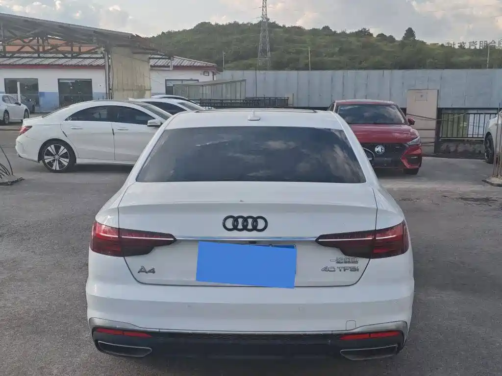 Audi A4L — миниатюра 4
