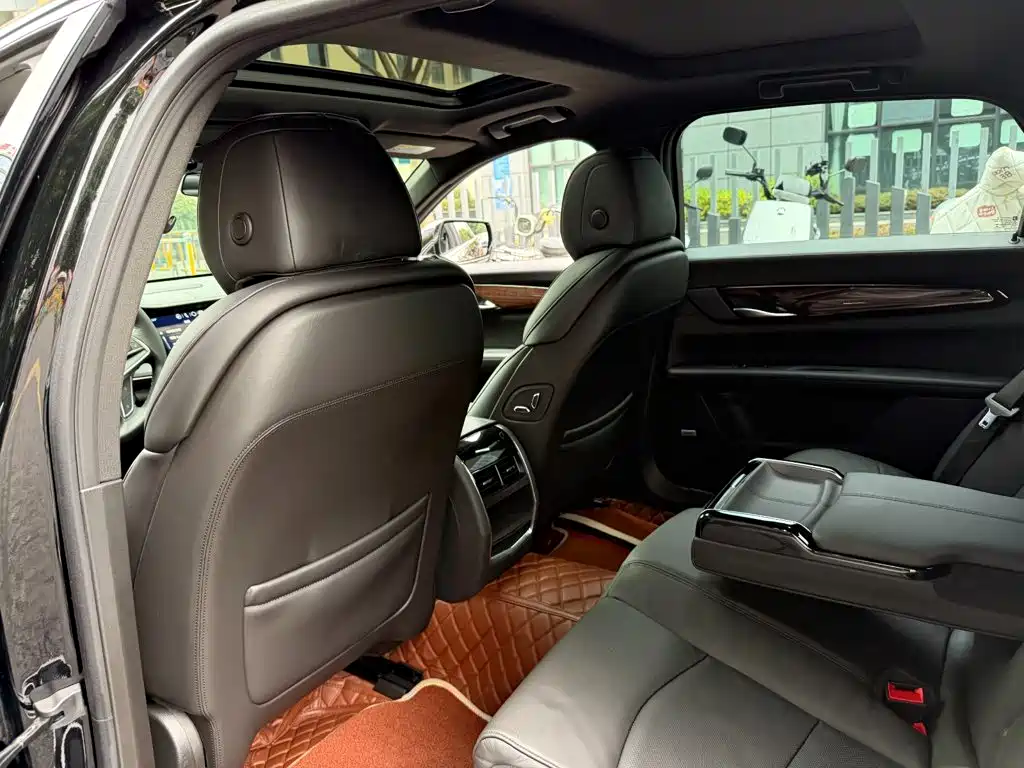 Cadillac CT6 Plug-in — миниатюра 11