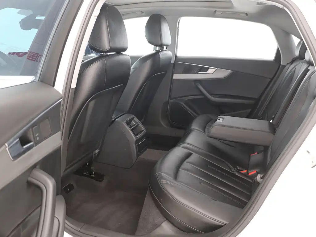 Audi A4L — миниатюра 14
