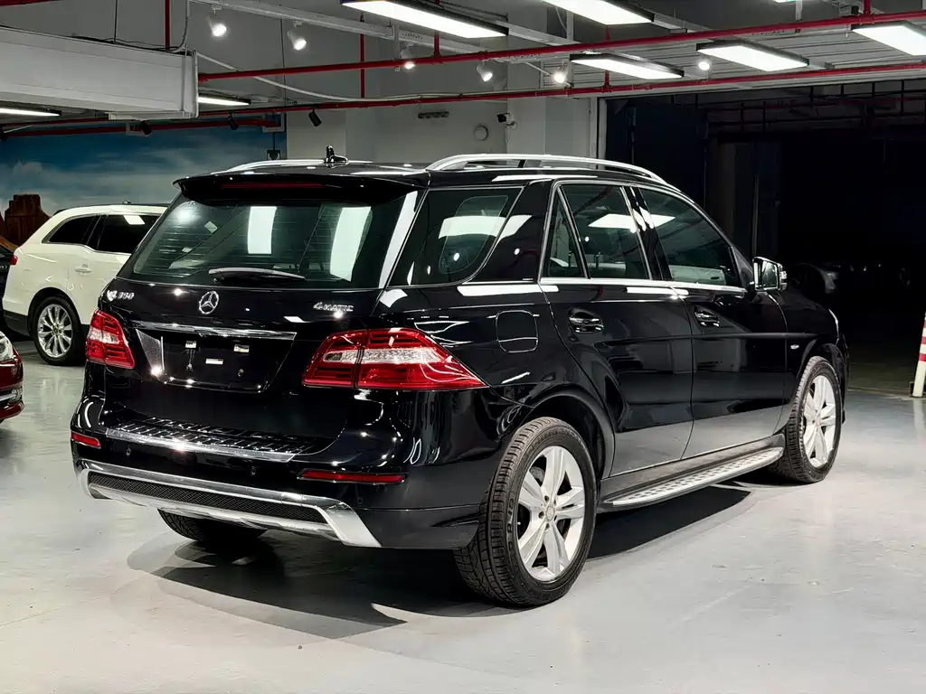 Mercedes-Benz M-Class — миниатюра 7