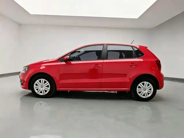 Volkswagen Polo — миниатюра 8
