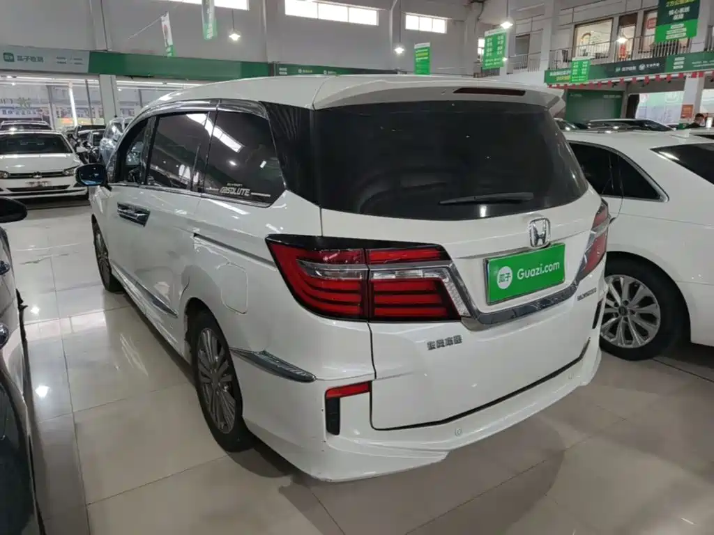 Honda Elysion — миниатюра 5