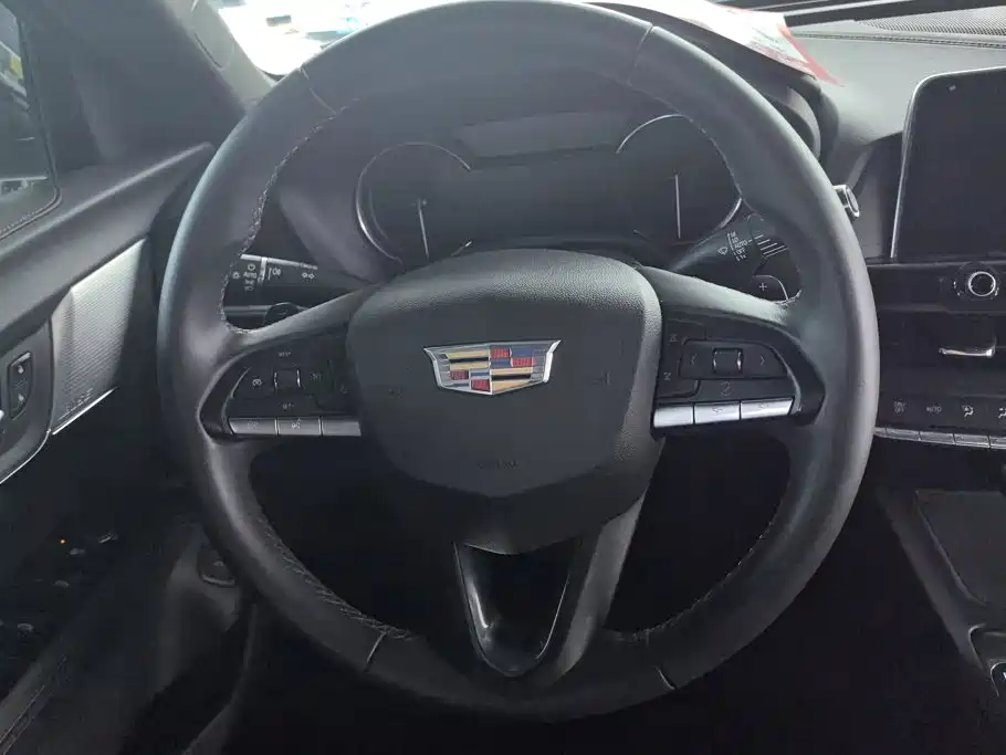 Cadillac CT4 — миниатюра 15
