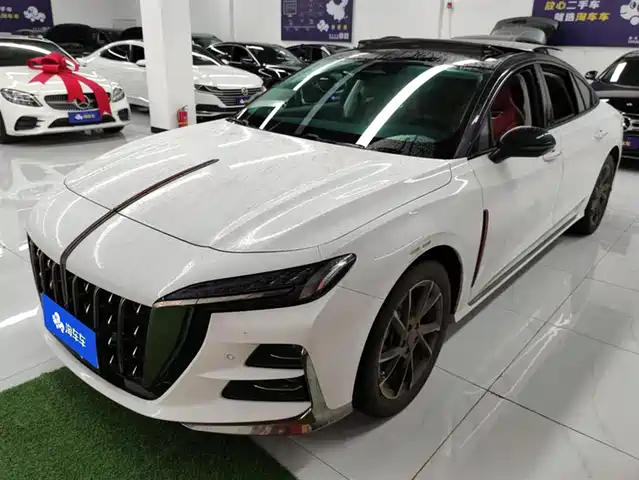 RED FLAG HONGQI H6 2024