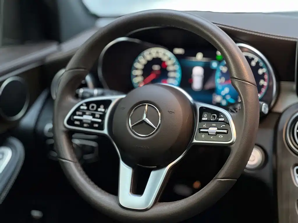 Mercedes-Benz GLC — миниатюра 6