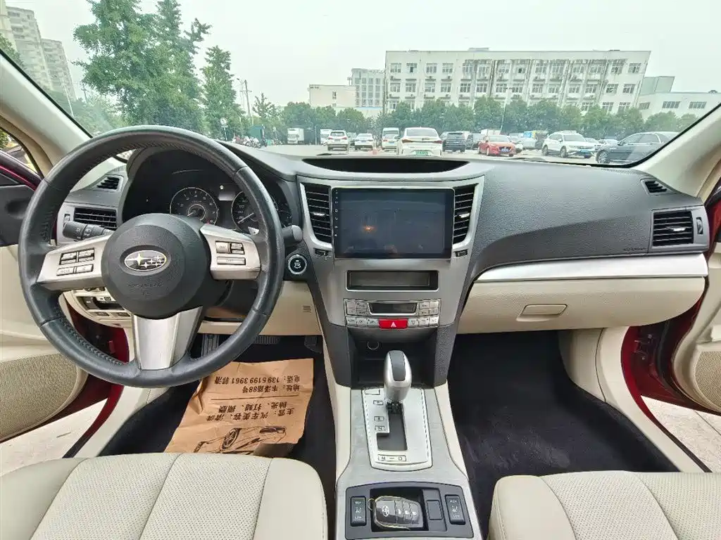 Subaru Legacy 2010 2.0i Luxury