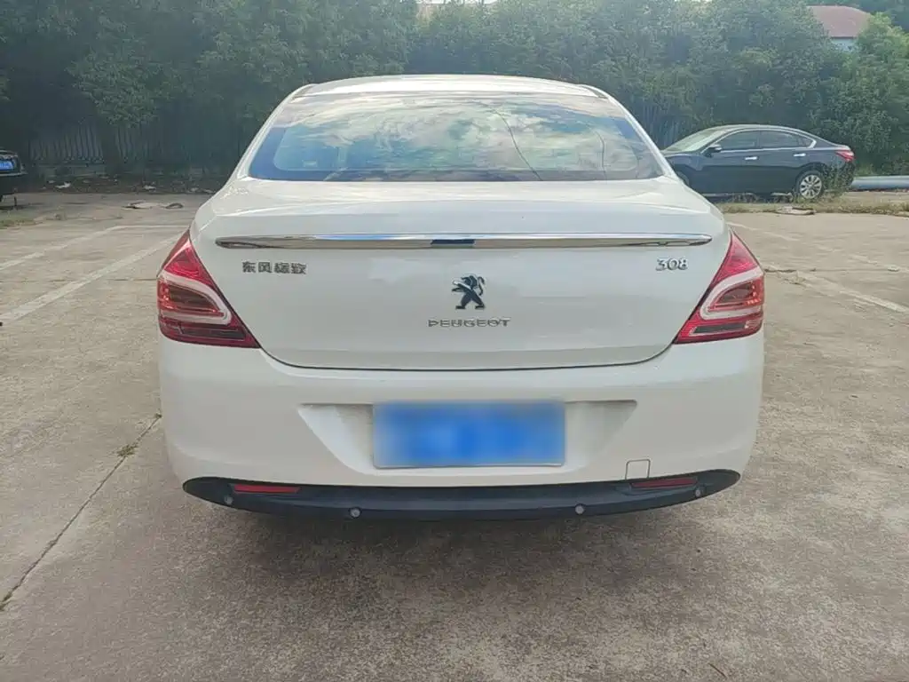 Peugeot 308 — миниатюра 6