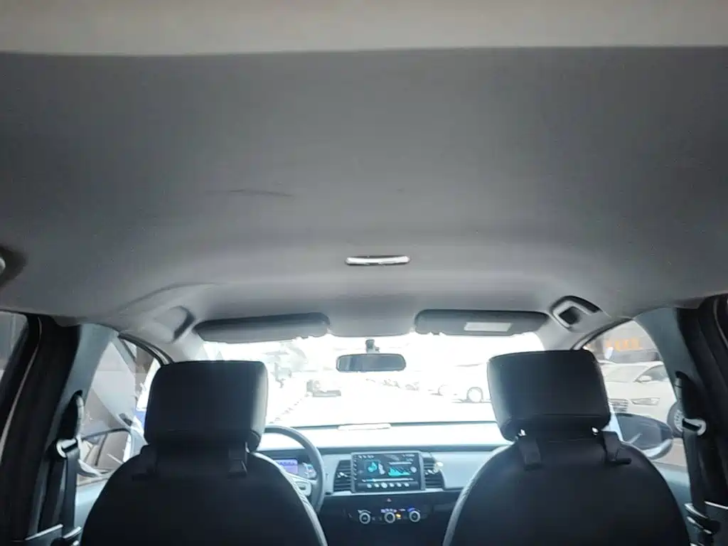 Honda Fit — миниатюра 18