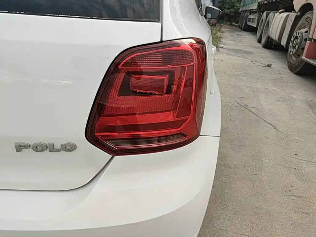 Volkswagen Polo — миниатюра 8