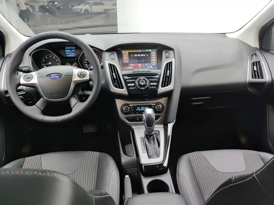 Ford Focus — миниатюра 12