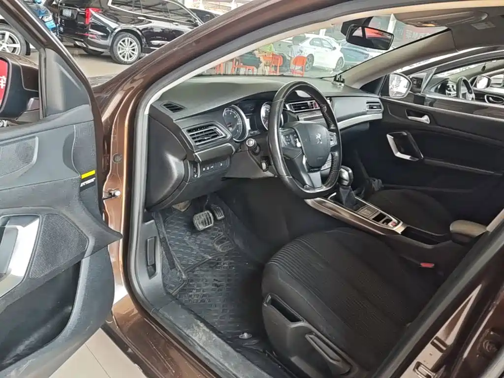 Peugeot 408 — миниатюра 16