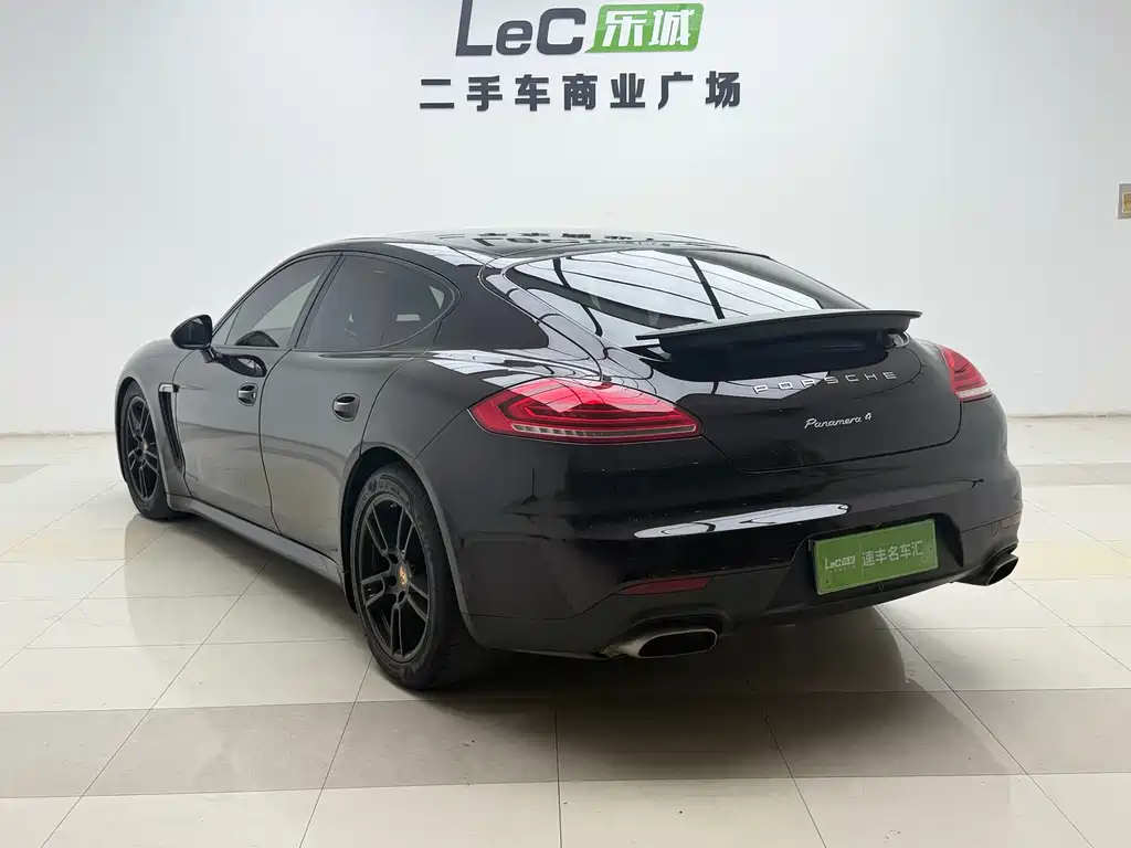 Porsche Panamera — миниатюра 6