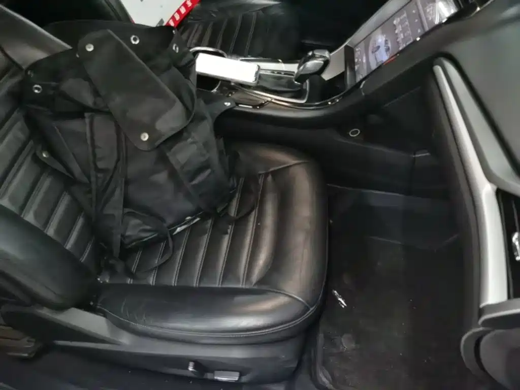 Ford Mondeo — миниатюра 25