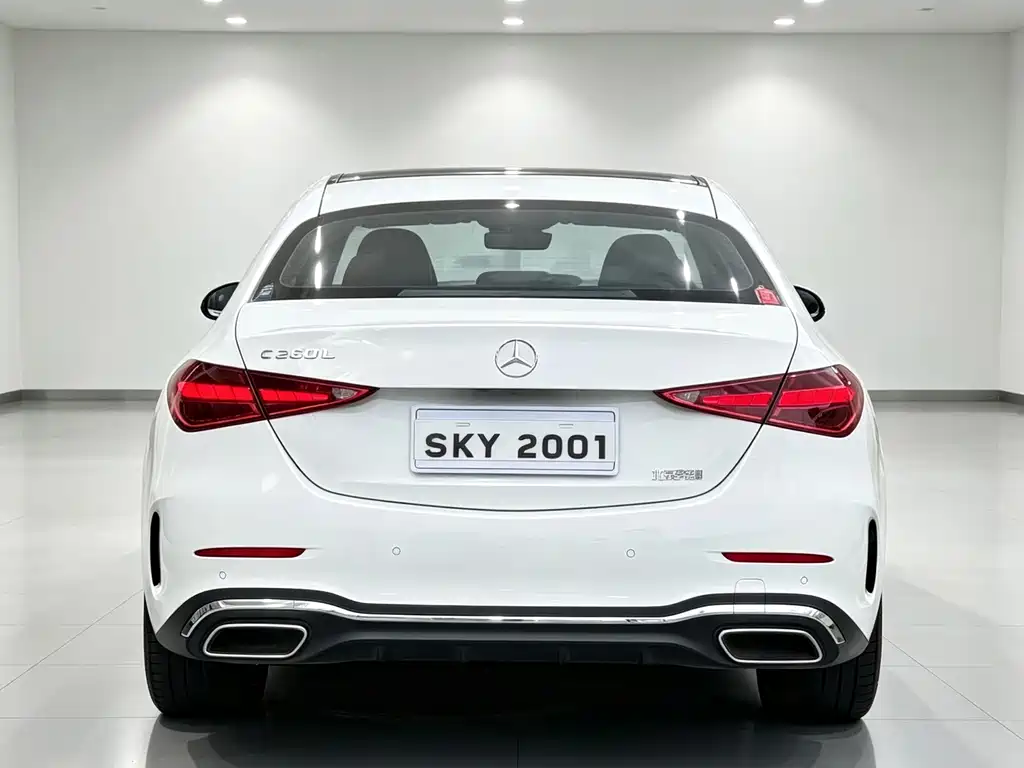 Mercedes-Benz C-Class — миниатюра 5