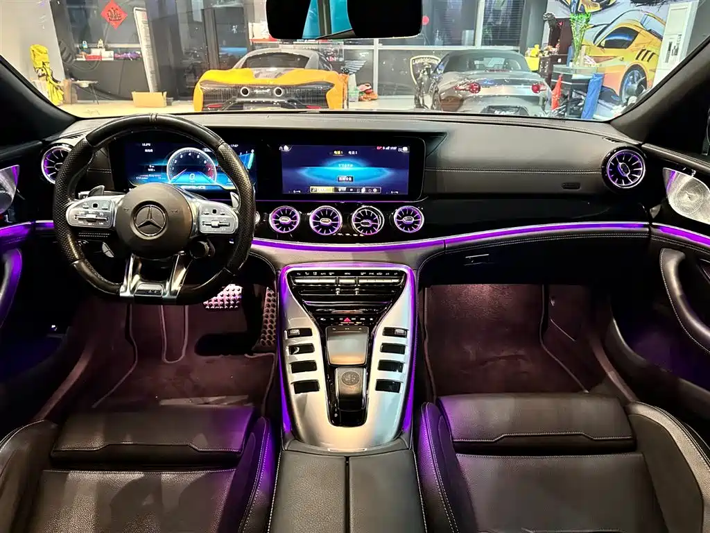 MERCEDES-BENZ AMG GT