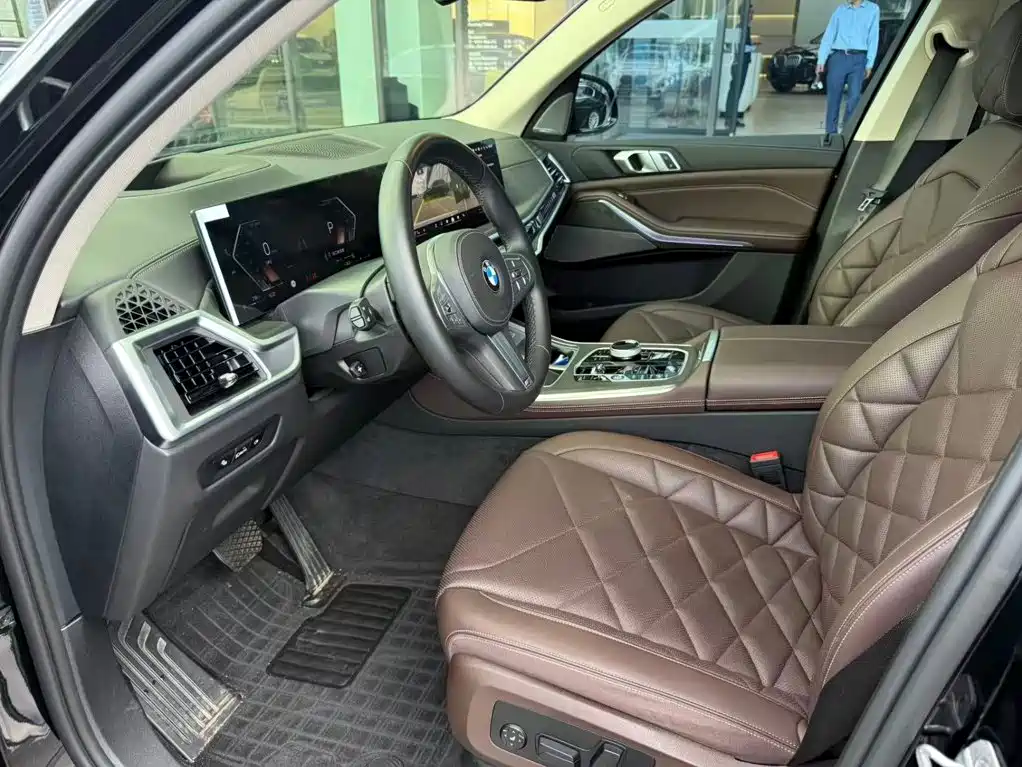 BMW X5 — миниатюра 7