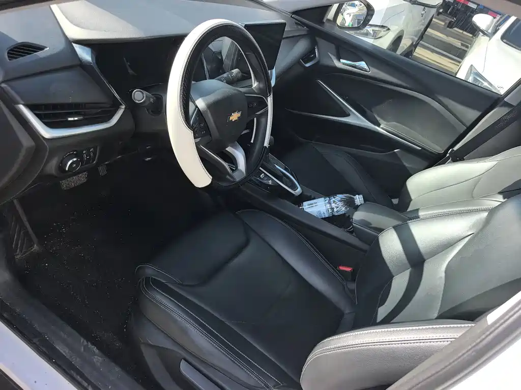 Chevrolet Menlo — миниатюра 10