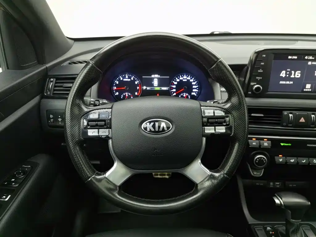 Kia KX7 — миниатюра 11