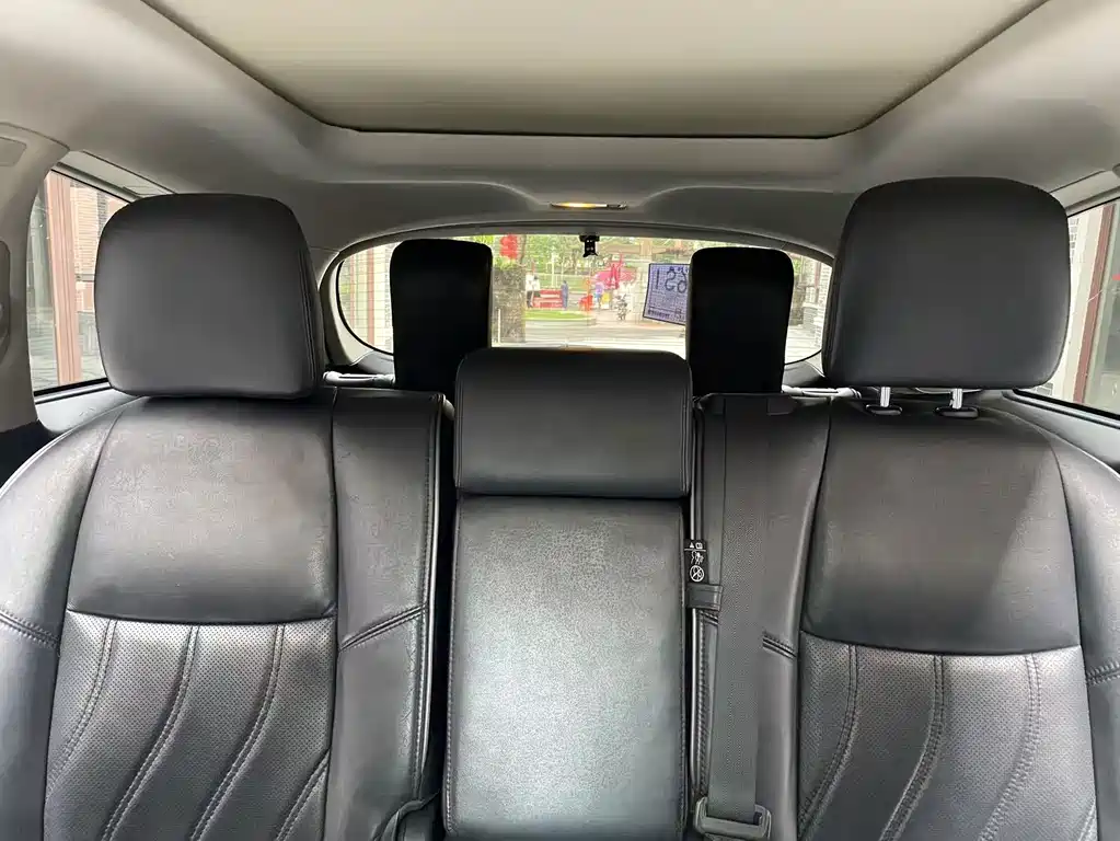 Infiniti JX — миниатюра 14
