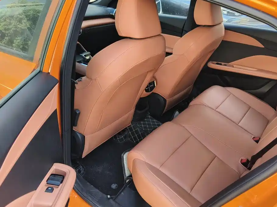 MG MG5 — миниатюра 11