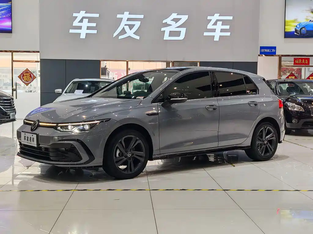 Купить Volkswagen Golf