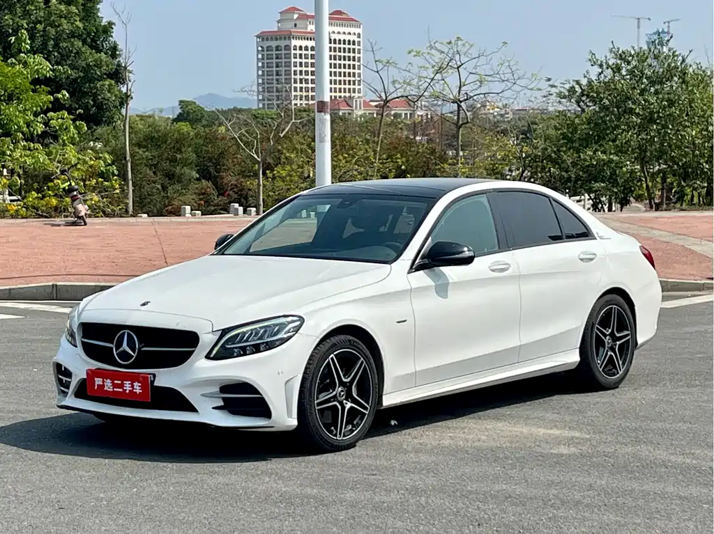 Mercedes-Benz C-Class 2021