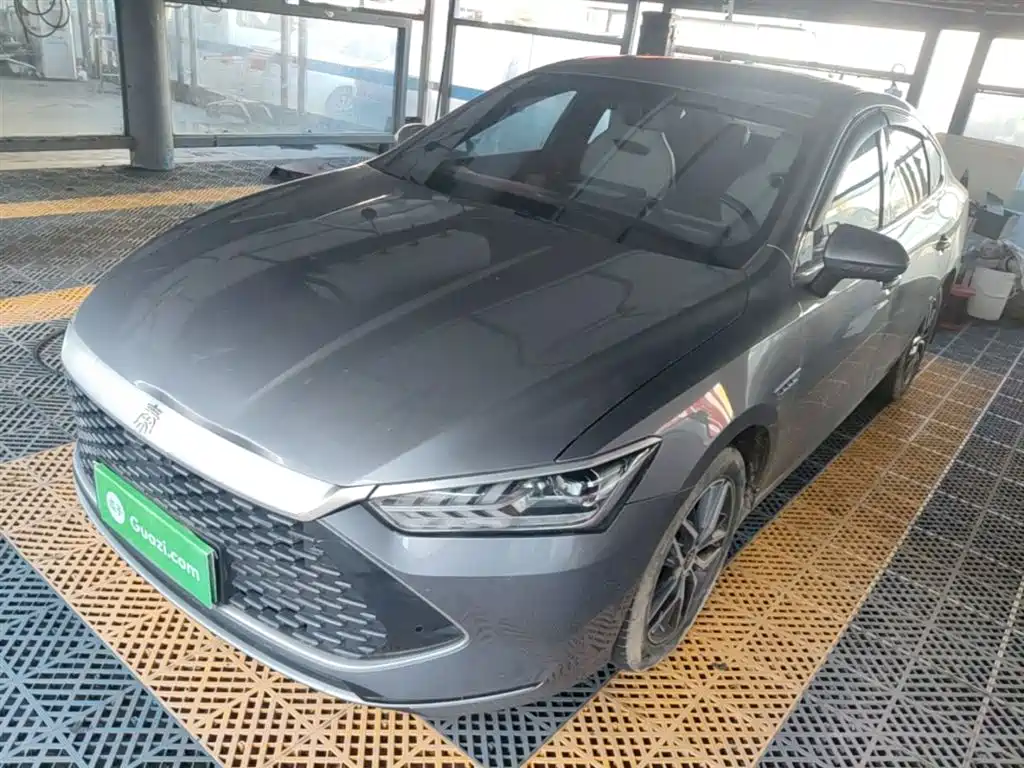 BYD Qin Plus PLUS 2023 Champion DM-i 120KM