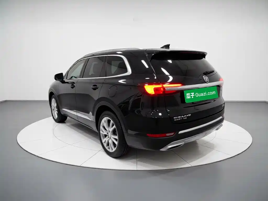 Buick Enclave — миниатюра 4