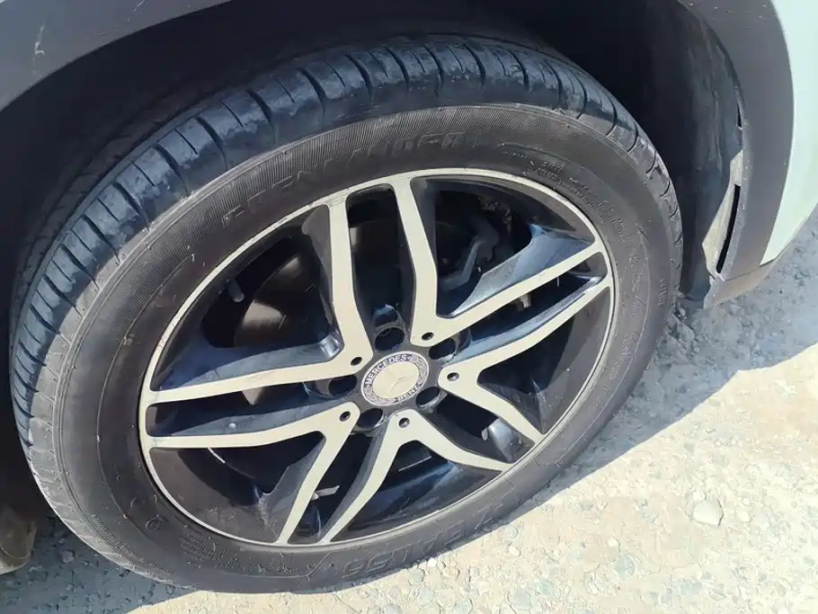 Mercedes-Benz GLA — миниатюра 6