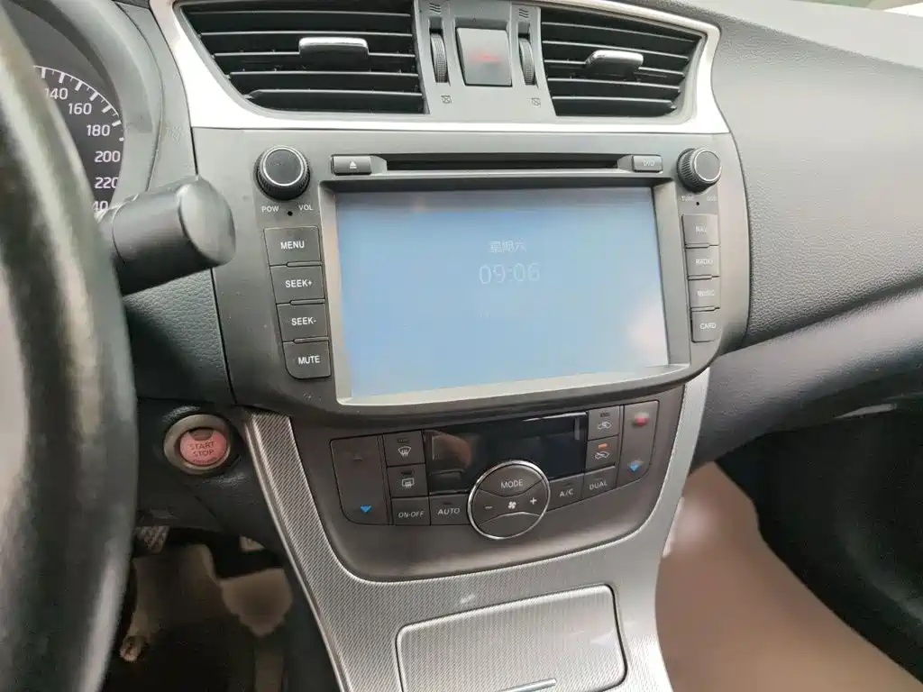 Nissan Sylphy — миниатюра 6