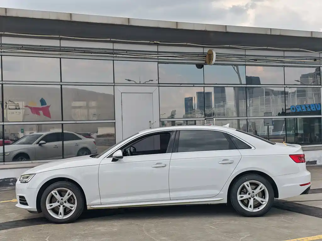 Audi A4L — миниатюра 7