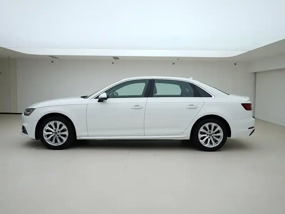 Audi A4L — миниатюра 3