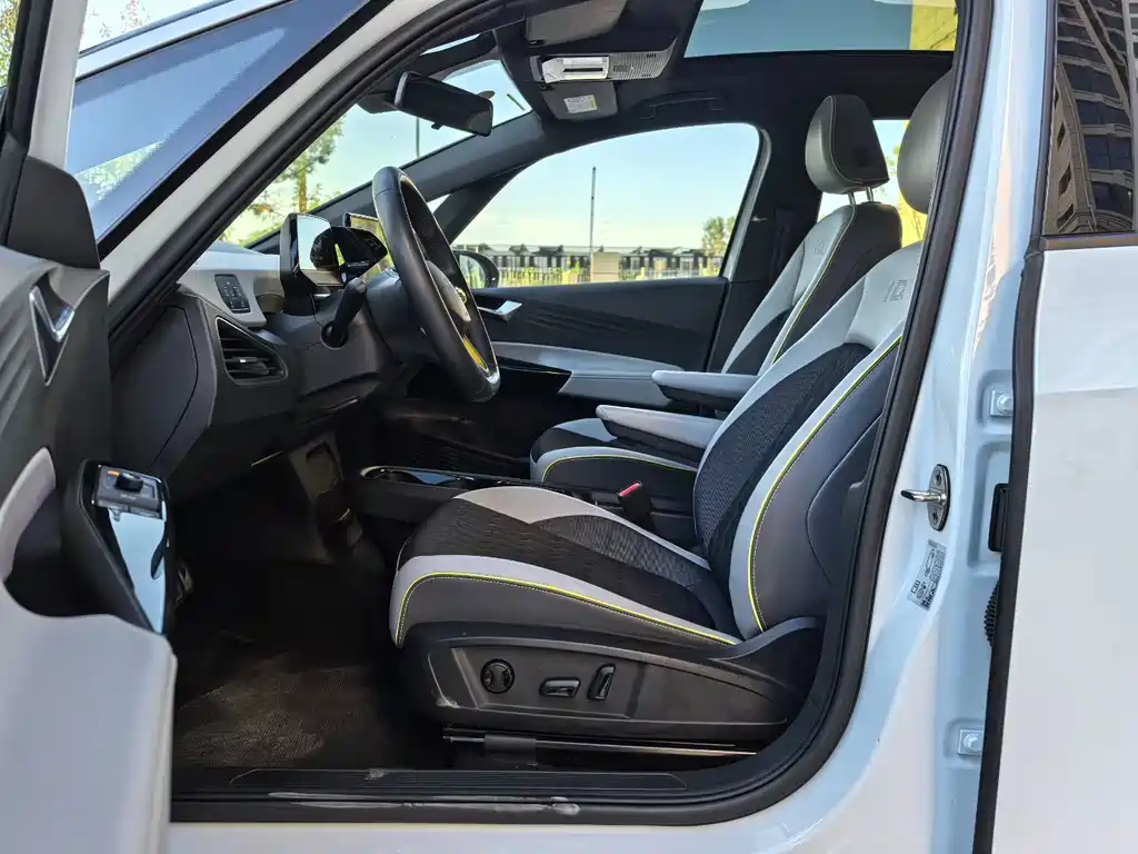 Volkswagen ID.3 — миниатюра 4
