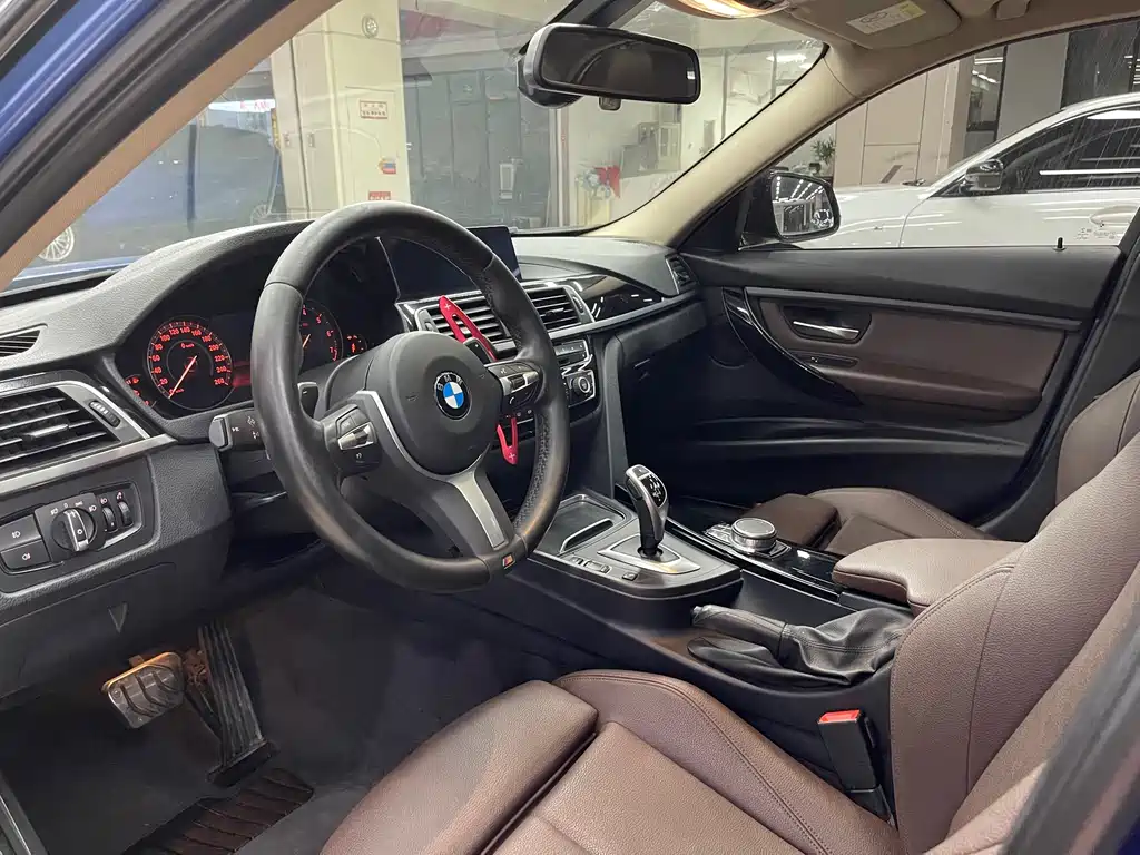 BMW 3 Series — миниатюра 2