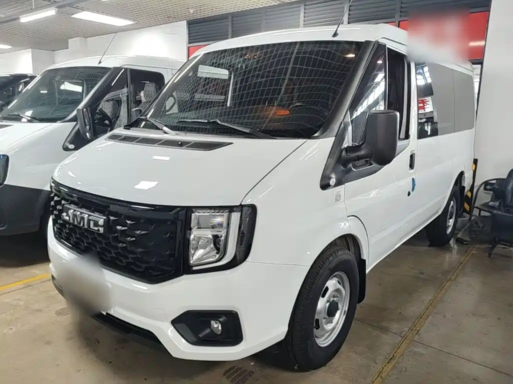 JMC JMC Fushun — миниатюра 2