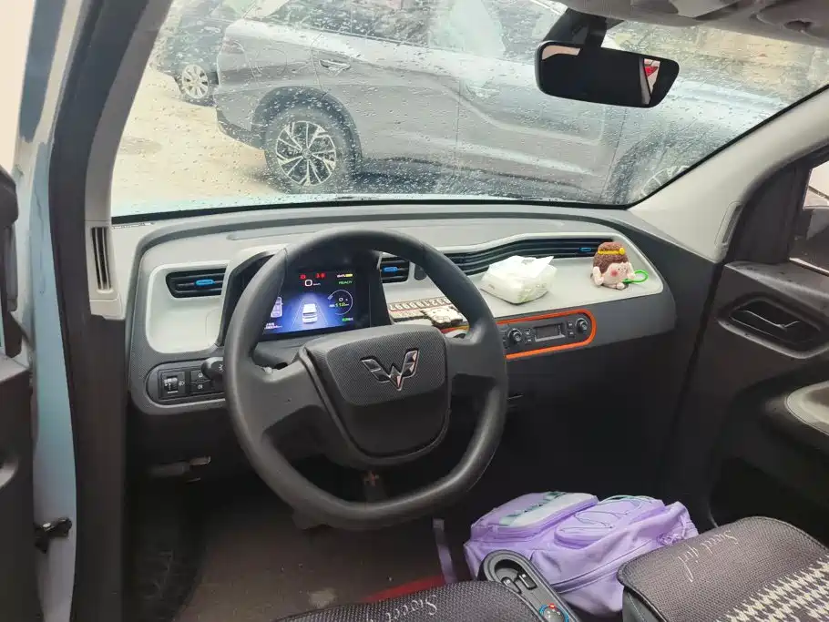 Wuling MINIEV — миниатюра 12