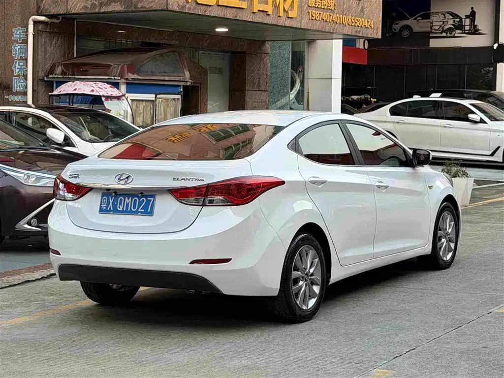 Hyundai Elantra Langdong — миниатюра 3