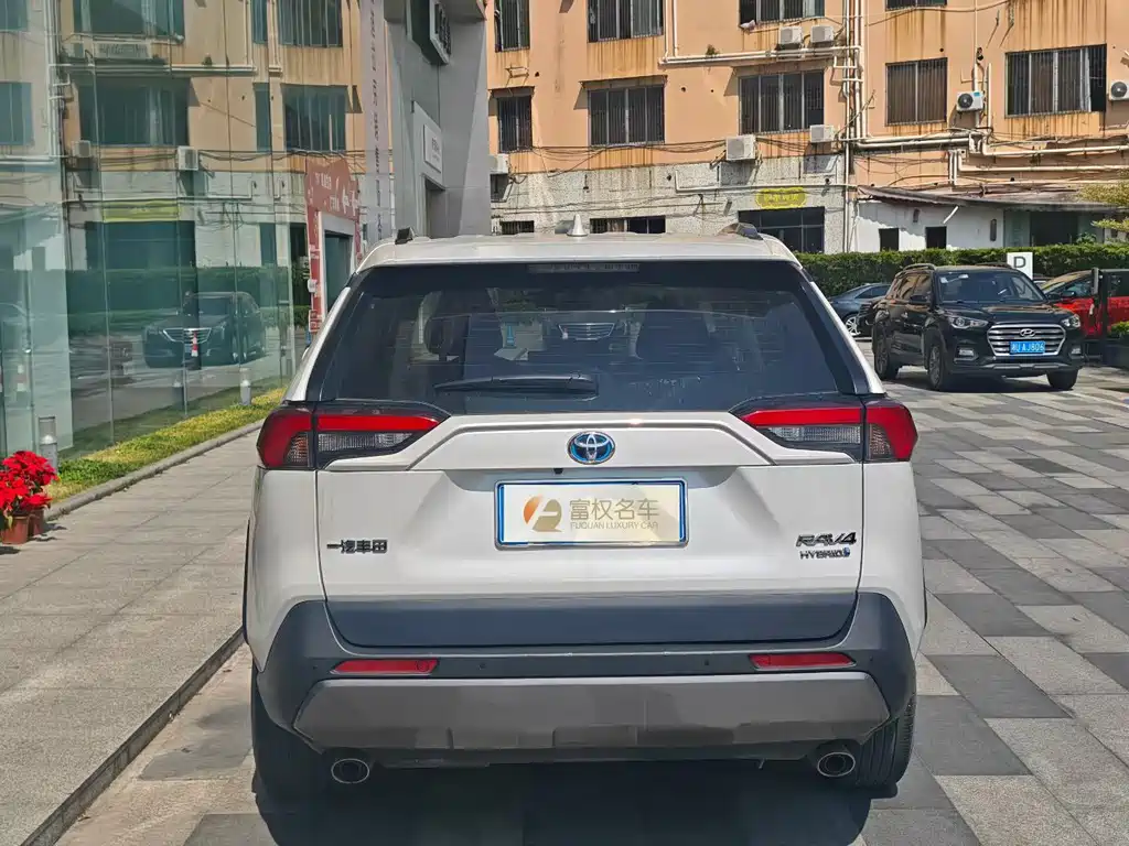 TOYOTA RAV4 RONGFANG