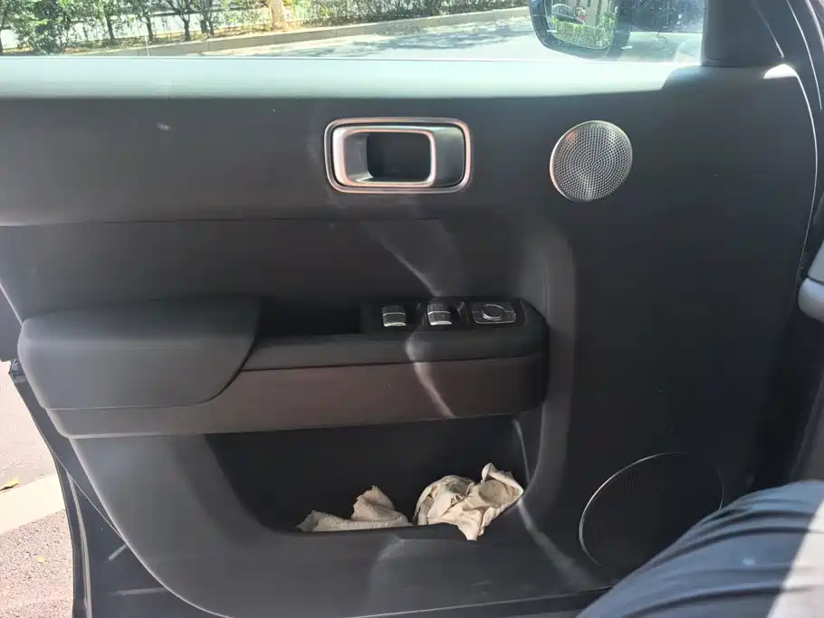 Li Auto Li L9 — миниатюра 7