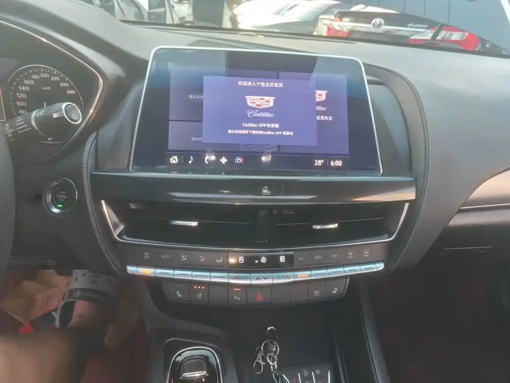 Cadillac CT5 — миниатюра 13