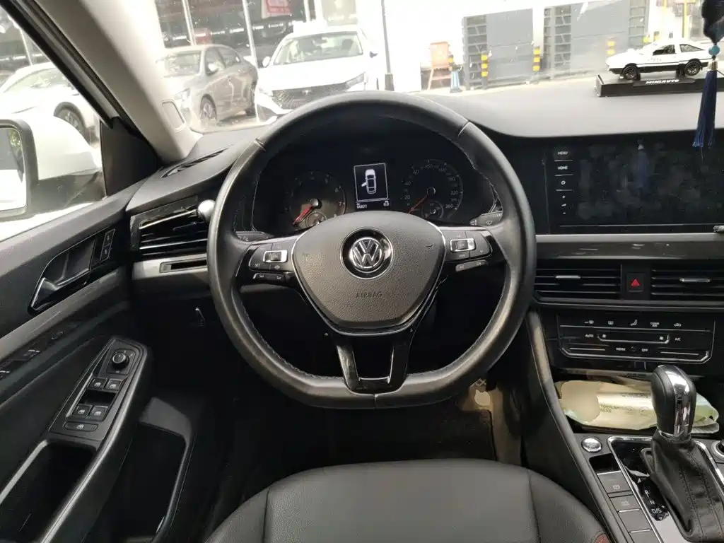 Volkswagen Bora — миниатюра 6
