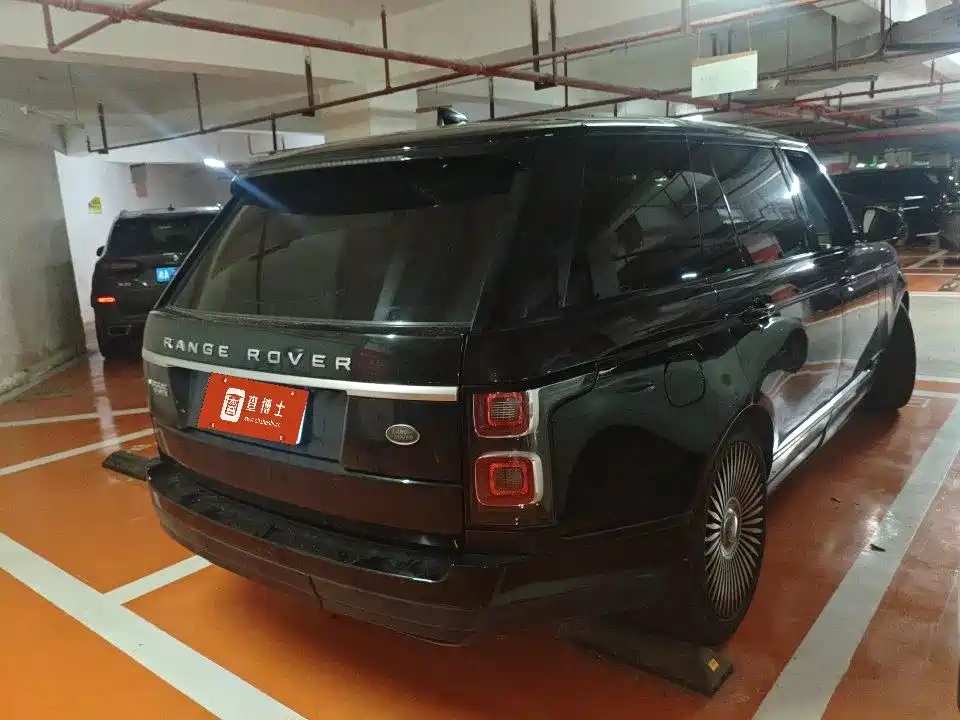 Land Rover Range Rover — миниатюра 5