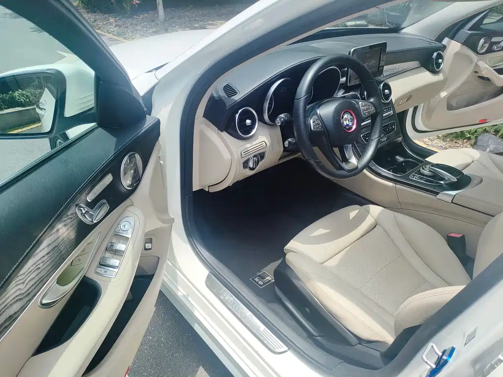 Mercedes-Benz C-Class C 2015 C 200 L Sport