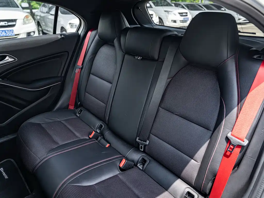Mercedes-Benz A-Class AMG (Import) — миниатюра 23