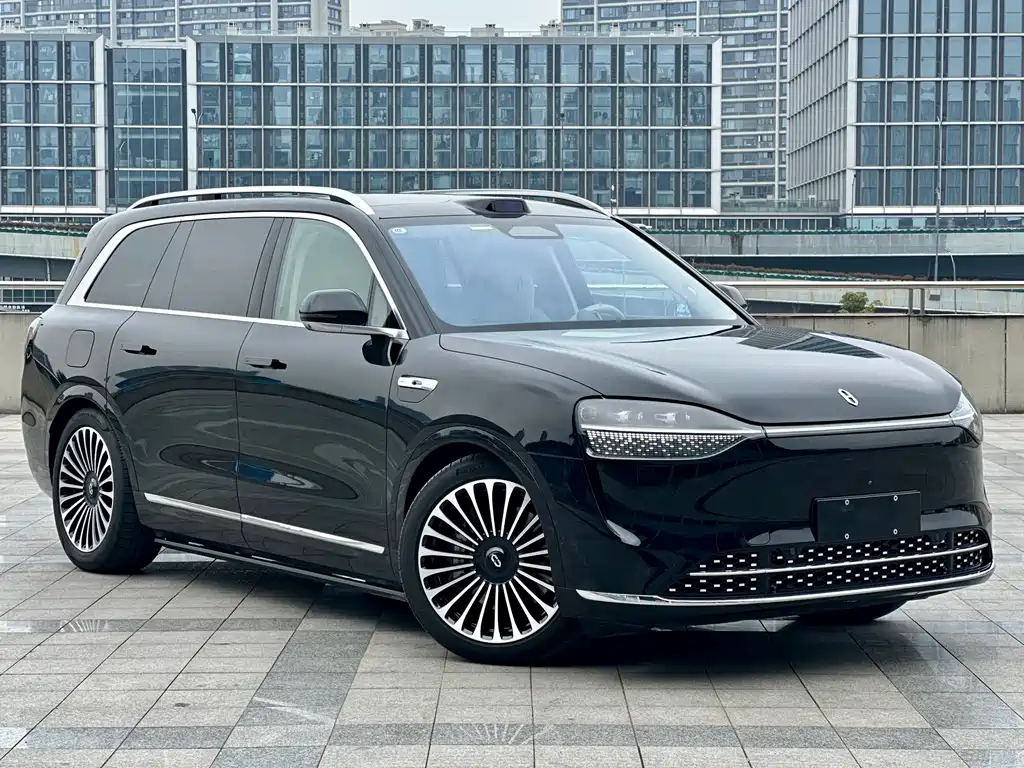 AITO ASK THE WORLD M9