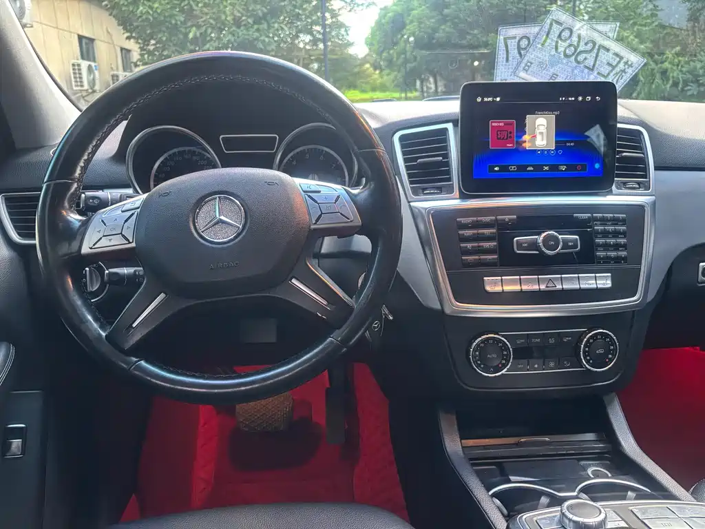 Mercedes-Benz M-Class — миниатюра 15